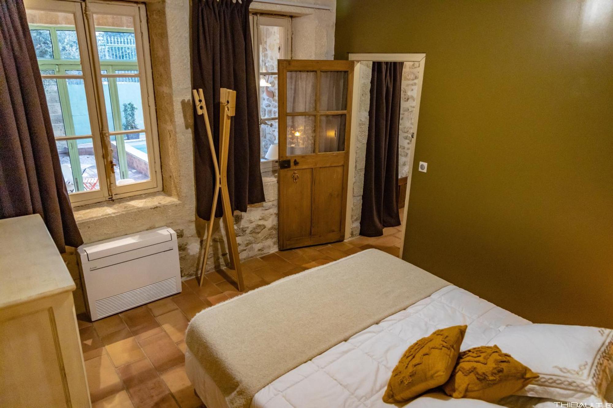 La Demeure Bed And Breakfast Aubais Dış mekan fotoğraf