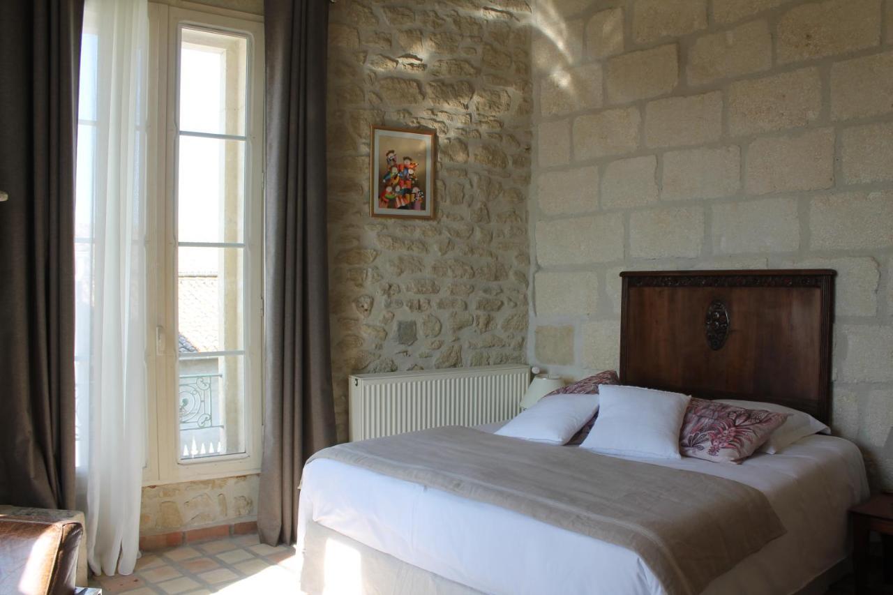 La Demeure Bed And Breakfast Aubais Dış mekan fotoğraf
